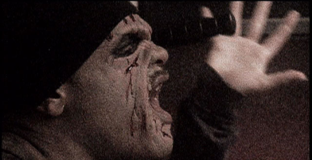 Stillbild 2 ur AWAKEN THE DEAD