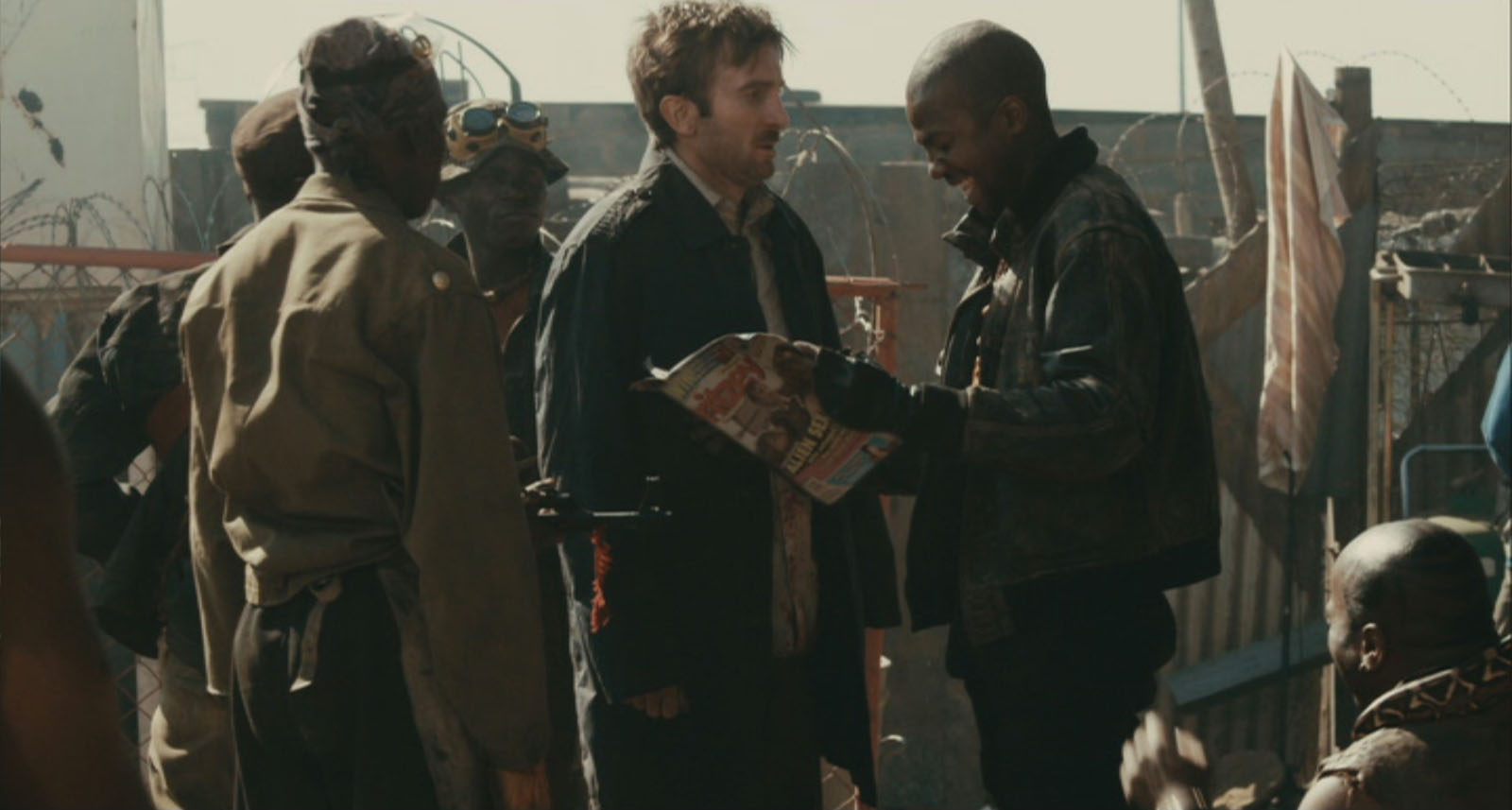 Stillbild 8 ur DISTRICT 9