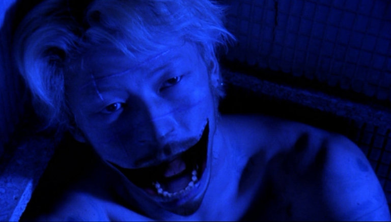 Stillbild 9 ur ICHI THE KILLER