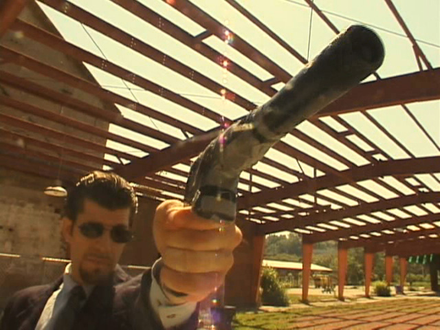 Stillbild 9 ur KILL THEM AND EAT THEM