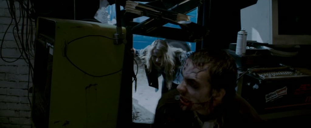Stillbild 11 ur LONDON ZOMBIE EPIDEMIC AKA DEVIL’S PLAYGROUND