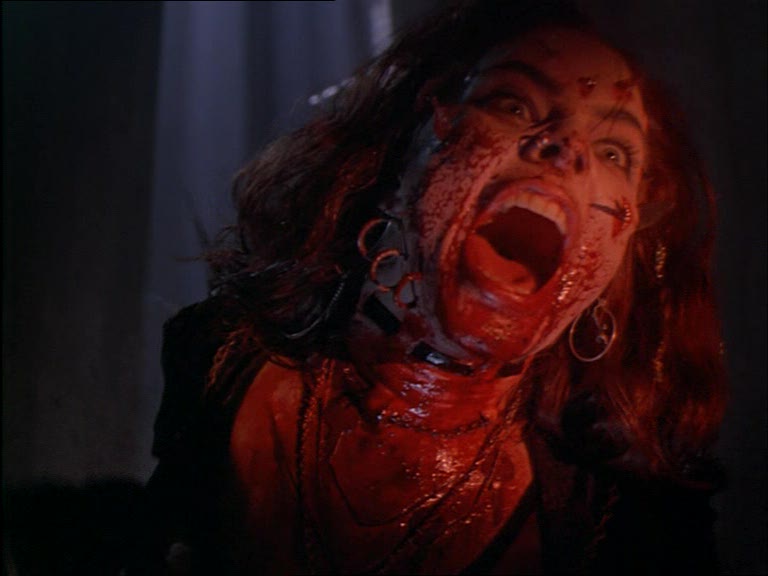 Stillbild 7 ur RETURN OF THE LIVING DEAD 3