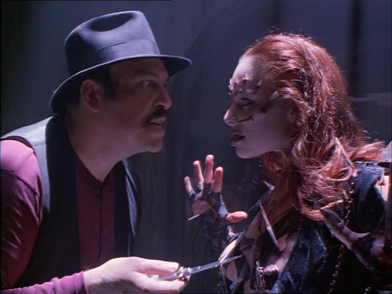 Stillbild 9 ur RETURN OF THE LIVING DEAD 3