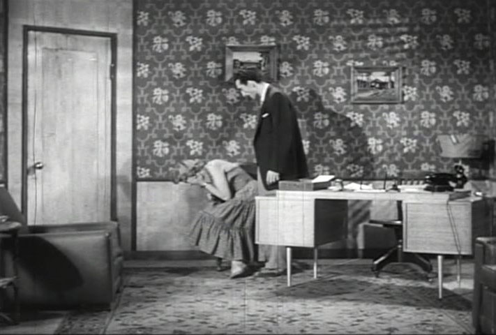 Stillbild 7 ur SKIN IN THE FIFTIES, THE FLESH MERCHANT