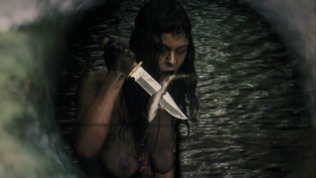 Stillbild 9 ur THE WOMAN